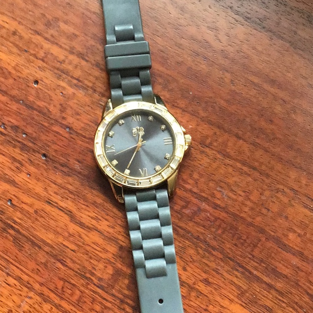 Joan Rivers large face watch - Picture 2 of 2